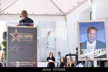 Hollywood, États-Unis. 29 août 2024. Levar Burton arrive à Carl Weathers Star sur le Hollywood Walk of Fame qui se tient à Hollywood, CA le jeudi 29 août 2024. (Photo de Juan Pablo Rico/Sipa USA) crédit : Sipa USA/Alamy Live News Banque D'Images