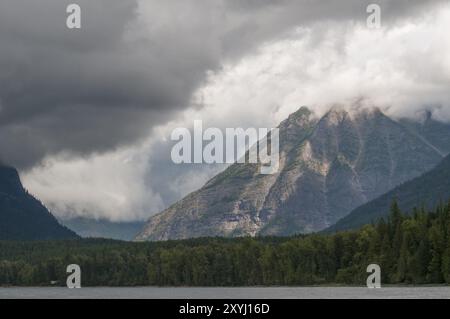 Parc national des glaciers et lac Mc Donald dans le Montana, États-Unis Banque D'Images