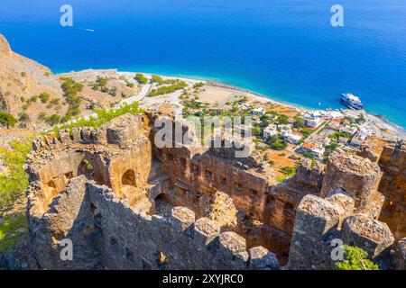 Greek village d'Agia Roumeli, Chania, Crète, Grèce. Banque D'Images