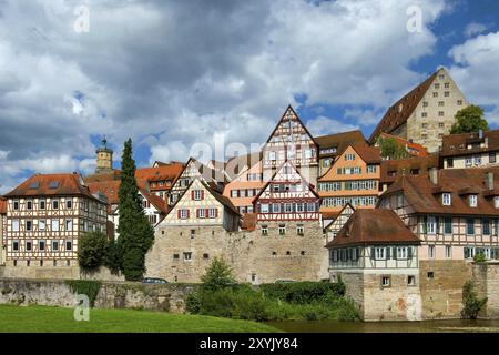 Europe, Allemagne, Bade-Wuerttemberg, Schwaebisch Hall, an der Kocher, vue de Unterwoehrd à la vieille ville, Schwaebisch Hall, Bade-Wuerttemberg, Ger Banque D'Images
