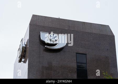 Leeds Angleterre : 3 juin 2024 : le siège social de la Yorkshire Bank est situé dans le centre-ville de Leeds Banque D'Images