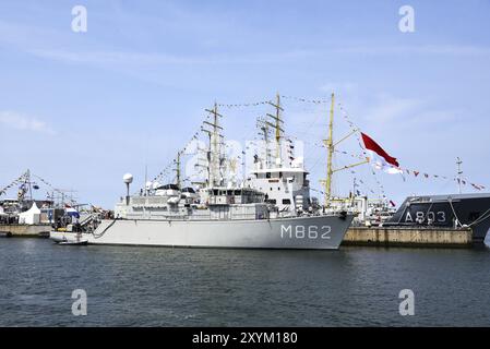 Den Helder, pays-Bas. 30 juin 2023. Deux frégates de la marine néerlandaise pendant les jours navals Banque D'Images