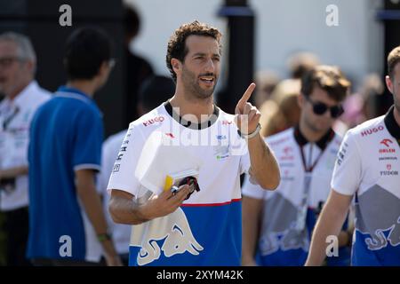 Monza, Italie. 30 août 2024. Daniel Ricciardo, pilote de Visa CashAPP Team, arrive sur le circuit avant les essais libres 1 du Grand Prix d'Italie formule 1 2024 à Monza, Italie. 30 août 2024 (photo Daniele Marangoni/Sipa USA) crédit : Sipa USA/Alamy Live News Banque D'Images
