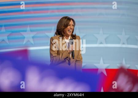 Chicago, Illinois, 19 août 2024- Vice-présidente Kamala Harris à la Convention nationale démocrate. Banque D'Images