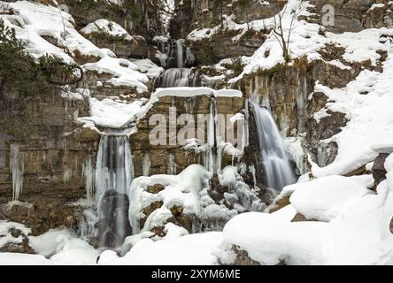 Kuhflucht chute près de Farchant, Garmisch Partenkirchen, en hiver Banque D'Images