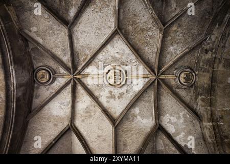 Slovaquie, Bratislava, plafond intérieur de la porte Sigismond au château de Bratislava, voûte gothique du XVe siècle, Europe Banque D'Images