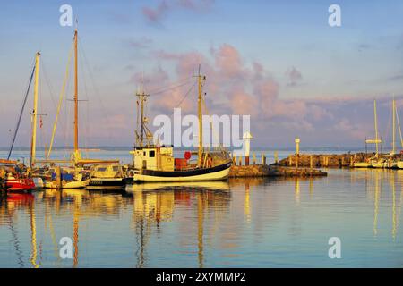 Timmendorf Hafen, le port de Timmendorf sur l'île de Poel dans le nord de l'Allemagne Banque D'Images