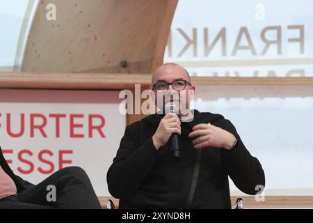 FRANCFORT-SUR-le-MAIN, Allemagne, 21 octobre 2023 : Volodymyr Yermolenko (*1980), à la 75e Foire du livre de Francfort, Europe Banque D'Images