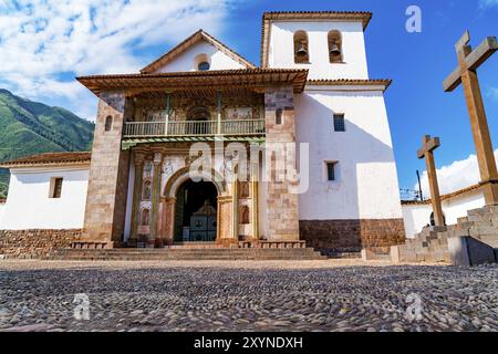 Vue de la chapelle Sixtine américaine ou de la chapelle Sixtine des Andes à Andahuaylillas dans la région de Cusco, Pérou, Amérique du Sud Banque D'Images