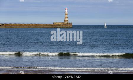 Phare de Roker Pier, Sunderland, Tyne and Wear, Angleterre, Royaume-Uni Banque D'Images