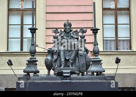 Saint-Pétersbourg. Russie, 2 juin. 2017. Empereur russe Paul I. Monument dans la cour du château de Mikhaïlovsky Banque D'Images