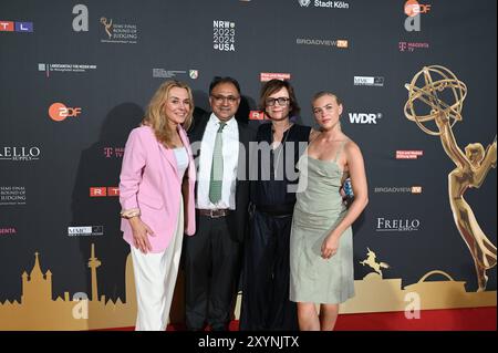 Inga Leschek, Programmgeschäftsführerin RTL, Walid Nakschbandi, Geschäftsführer Filmstiftung NRW, Produzentin Sabine de Mardt Gaumont und Schauspielerin Jeanne Goursaud, l-R, kommt zur Abendveranstaltung anlässlich der Kölner Jurysitzung zum international Emmy Award 2024 - demi-finale des Emmy Awards auf Schloss Arff *** Inga Leschek, directrice de programme RTL, Walid Filmsd, directrice de Marmont, productrice, Jemont, directrice de la chaîne Jeunesse, assistez à la soirée à l'occasion de la réunion du jury de Cologne pour l'international Banque D'Images