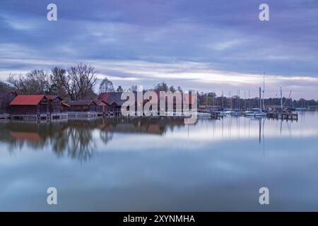 Chalets à Daybreak à Diessen am Lake Ammer Banque D'Images