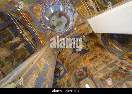 Cathédrale de la Transfiguration construite au XVIe siècle à Souzdal. Site classé au patrimoine mondial de l'UNESCO. Un anneau d'or voyage en Russie Banque D'Images