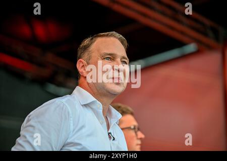 Linz, Autriche. 29 août 2024. LINZ, AUTRICHE - AOÛT 29 : Andi Babler (SP, Bundesparteivorsitzender, Spitzenkandidat SPOe) beim SPOe-Wahlkampfauftakt zur Nationalratswahl 2024 AEC main Deck AM 29 août 2024 à Linz, Autriche. - 20240829 PD25006 crédit : APA-PictureDesk/Alamy Live News Banque D'Images