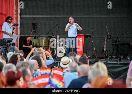 Linz, Autriche. 29 août 2024. LINZ, AUTRICHE - AOÛT 29 : Andi Babler (SP, Bundesparteivorsitzender, Spitzenkandidat SPOe) beim SPOe-Wahlkampfauftakt zur Nationalratswahl 2024 AEC main Deck AM 29 août 2024 à Linz, Autriche. - 20240829 PD25056 crédit : APA-PictureDesk/Alamy Live News Banque D'Images