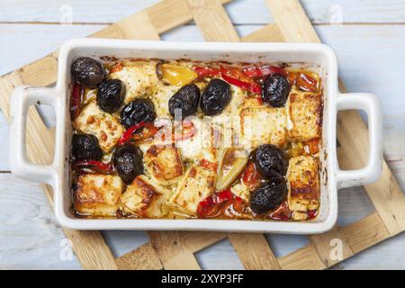 Feta grillée dans une casserole Banque D'Images