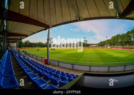 Utrecht, pays-Bas. 30 août 2024. UTRECHT, 30-08-2024, complexe sportif Zoudenbalch. Néerlandais KeukenKampioen Divisie saison de football 2024-2025. Stade Zoudenbalch avant le match Jong FC Utrecht - FC Emmen. Crédit : Pro Shots/Alamy Live News Banque D'Images