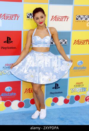 Ariana Grande variété à l'alimentation de la sixième édition de la jeunesse tenue à la Paramount Studios à Hollywood le 15 septembre 2012. Banque D'Images