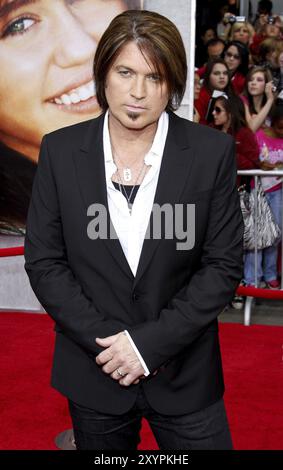 Billy Ray Cyrus à la première à Los Angeles de 'Hannah Montana le film' qui s'est tenue au théâtre El Capitan à Hollywood le 4 avril 2009.Crédit: Lumeim Banque D'Images