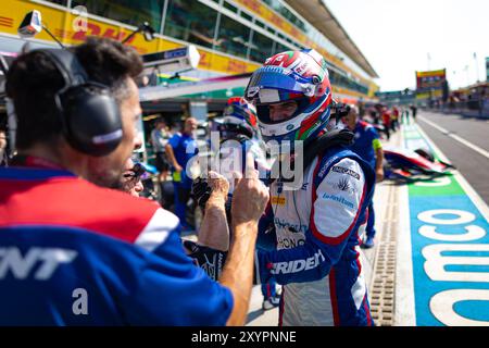 Monza, Italie. 30 août 2024. RAMOS Santiago (mex), Trident, Dallara F3 2019, portrait lors de la 10ème manche du Championnat FIA de formule 3 2024 du 30 août au 1er septembre 2024 sur l'Autodromo Nazionale Monza, à Monza, Italie - photo Sebastian Rozendaal/Agence photo néerlandaise/DPPI crédit : DPPI Media/Alamy Live News Banque D'Images