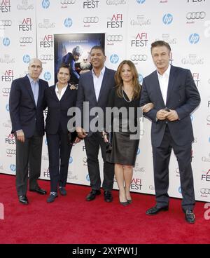 Jeffrey Katzenberg, Nancy Bernstein, Peter Ramsey, Christina Steinberg et Alec Baldwin lors de la projection du Gala 2012 de l'AFI FEST DE 'Rise of the Guardians' Banque D'Images