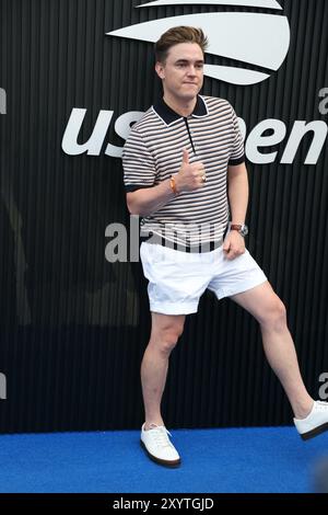 New York, États-Unis. 30 août 2024. Jesse McCartney arrive au troisième tour de tennis à l'US Open à New York, NY, le 30 août 2024. Photo de Charles Guerin/ABACAPRESS. COM Credit : Abaca Press/Alamy Live News Banque D'Images