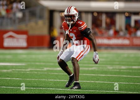 30 août 2024 : Ricardo Hallman (2), cornerback des Badgers du Wisconsin, lors du match de football NCAA entre les Western Michigan Broncos et les Badgers du Wisconsin au Camp Randall Stadium de Madison, WISCONSIN. Darren Lee/CSM. Banque D'Images