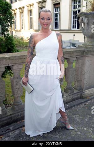 Doreen Steinert beim film Meets Media Event 2024 im Schlosshotel Berlin par Patrick Hellmann. Berlin, 30.08.2024 *** Doreen Steinert à l'événement film Meets Media 2024 au Schlosshotel Berlin par Patrick Hellmann Berlin, 30 08 2024 Foto:XF.xKernx/xFuturexImagex media 4807 Banque D'Images