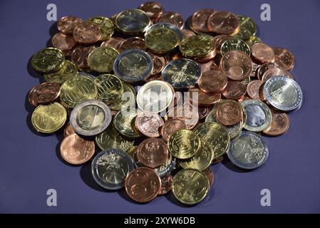 Pièces en euros, petite monnaie, une pile d'argent, Hambourg, Hambourg, République fédérale d'Allemagne Banque D'Images