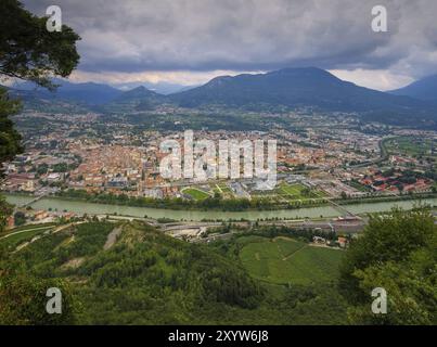 Die Italienische Stadt Trento, la ville italienne de trente Banque D'Images