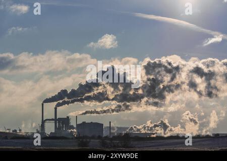 Vue sur une zone industrielle à Wismar Banque D'Images