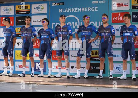 Ardooie, Belgique. 30 août 2024. TEAM Groupama - FDJ pendant le Renewi Tour 2024, étape 3, Blankenberge - Ardooie le 30 août 2024 à Ardooie, Belgique - photo Laurent Lairys/DPPI crédit : DPPI Media/Alamy Live News Banque D'Images
