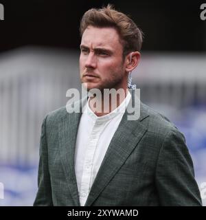 Stuart Broad se penche sur avant Angleterre v, Sri Lanka. , . (Photo par Izzy Poles/News images) à Londres, Royaume-Uni le 31/08/2024. (Photo par Izzy Poles/News images/SIPA USA) crédit : SIPA USA/Alamy Live News Banque D'Images