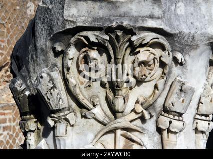 Tête de colonne, marbre, motifs de palais Banque D'Images