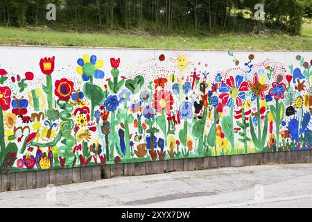 Mur peint par des enfants Banque D'Images