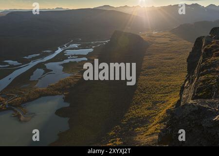 Ambiance nocturne à Rapadalen, parc national de Sarek, site du patrimoine mondial de Laponie, Norrbotten, Laponie, Suède, septembre 2013, Europe Banque D'Images