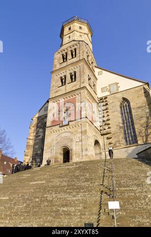 L'église Saint-Michel historique dans Schwaebisch Hall, Allemagne, Europe Banque D'Images