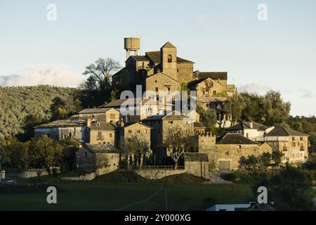 Église de l'Assomption construite aux 16e-17e siècles, Latorrecilla, province de Huesca, Communauté autonome d'Aragon, chaîne des Pyrénées, Banque D'Images