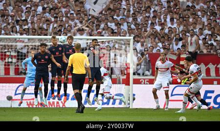 TOR zum 3:2 Fabian Rieder VfB Stuttgart (32) Freistoss Torschuss Aktion Torchance VfB Stuttgart vs 1. FSV MAINZ 05 31.08.2024 LA RÉGLEMENTATION DU LDF INTERDIT TOUTE UTILISATION DE PHOTOGRAPHIES COMME SÉQUENCES D'IMAGES ET/OU QUASI-VIDÉO Banque D'Images