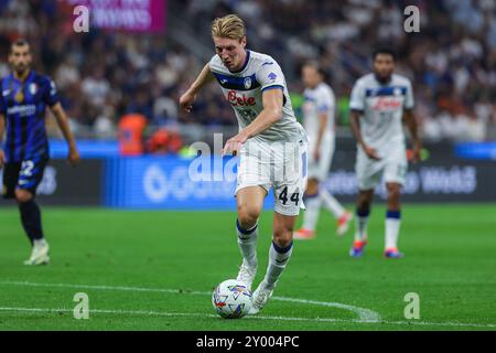 Marco Brescianini de l'Atalanta BC vu en action lors de la Serie A 2024/25 match de football entre le FC Internazionale et l'Atalanta BC au stade Giuseppe Meazza. Score final ; Inter 4:0 Atalanta. Banque D'Images