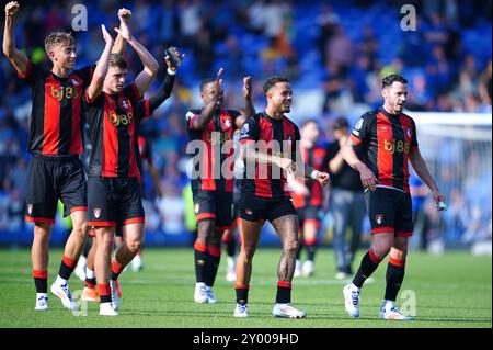 Les joueurs de Bournemouth célèbrent leur victoire après le coup de sifflet final du match de premier League à Goodison Park, Liverpool. Date de la photo : samedi 31 août 2024. Banque D'Images