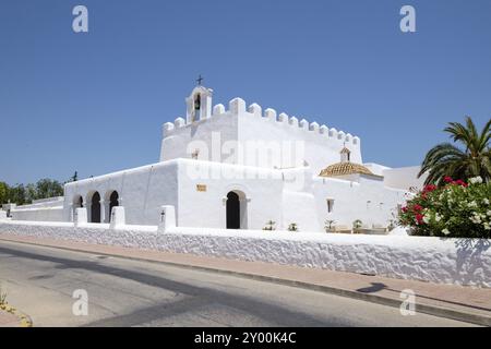 Iglesia de Sant Jordi, Originaria del siglo XV, Sant Jordi de ses Salines, Ibiza, Îles baléares, Espagne, Europe Banque D'Images