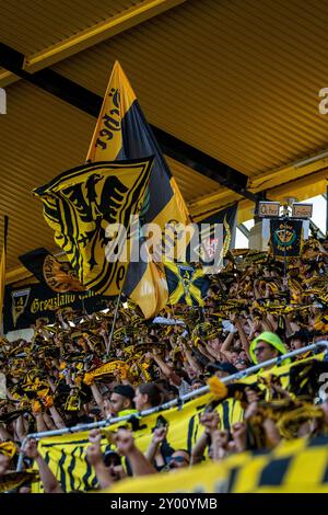 Torjubel der fans TSV Alemannia Aix-la-Chapelle v. FC Erzgebirge Aue, Fussball, 3. Liga, 4. Spieltag, saison 2024/2025, 31.08.2024, Foto : Eibner-Pressefoto/Justin Derondeau LES RÈGLEMENTS du DFB INTERDISENT TOUTE UTILISATION DE PHOTOGRAPHIES COMME SÉQUENCES D'IMAGES ET/OU QUASI-VIDÉO Banque D'Images