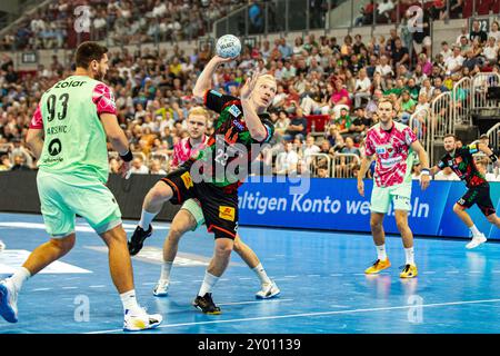 Magnus Saugstrup (SC Magdeburg, #23) beim Wurf SC Magdeburg v. Fuechse Berlin, Handball, Handball Super Cup 2024, 2024/25, 31.08.2024 Foto : Eibner-Pressefoto/Gerhard Wingender Banque D'Images