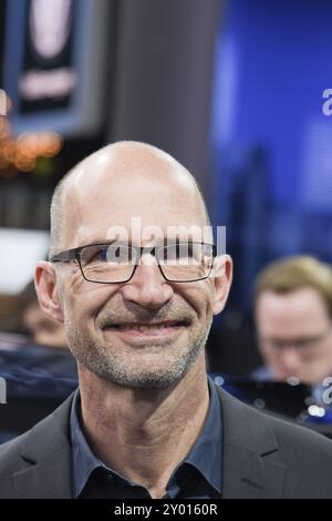 Francfort, Allemagne. 12 septembre 2017. Klaus Bischoff, designer automobile en chef chez Volkswagen. Photos de la conférence de presse Volkswagen/VW lors de la 65e IAA I. Banque D'Images