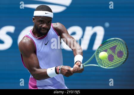 New York, Etats-Unis. 30 août 2024. Frances Tiafoe des États-Unis pendant le jour 5 de l'US Open, tournoi de tennis du Grand Chelem 2024 le 30 août 2024 au USTA Billie Jean King National Tennis Center dans le Queens, New York, États-Unis - photo Jean Catuffe/DPPI crédit : DPPI Media/Alamy Live News Banque D'Images