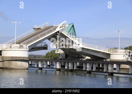 Ouverture du pont basculant à Kappeln Banque D'Images