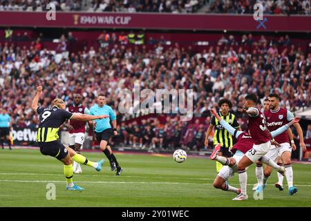 London Stadium, Londres, Royaume-Uni. 31 août 2024. Premier League Football, West Ham United contre Manchester City ; Erling Haaland de Manchester City marque pour 1-2 à la 30e minute crédit : action plus Sports/Alamy Live News Banque D'Images