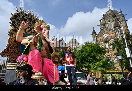 Mumbai, Inde. 31 août 2024. MUMBAI, INDE - AOÛT 31 : les dévots ont tenu la procession d'arrivée de 'Fort Cha Lambodar' au CSMT, le 31 août 2024 à Mumbai, Inde. (Photo par Anshuman Poyrekar/Hindustan Times/Sipa USA ) crédit : Sipa USA/Alamy Live News Banque D'Images